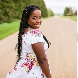 Meet your Posher, Victoria